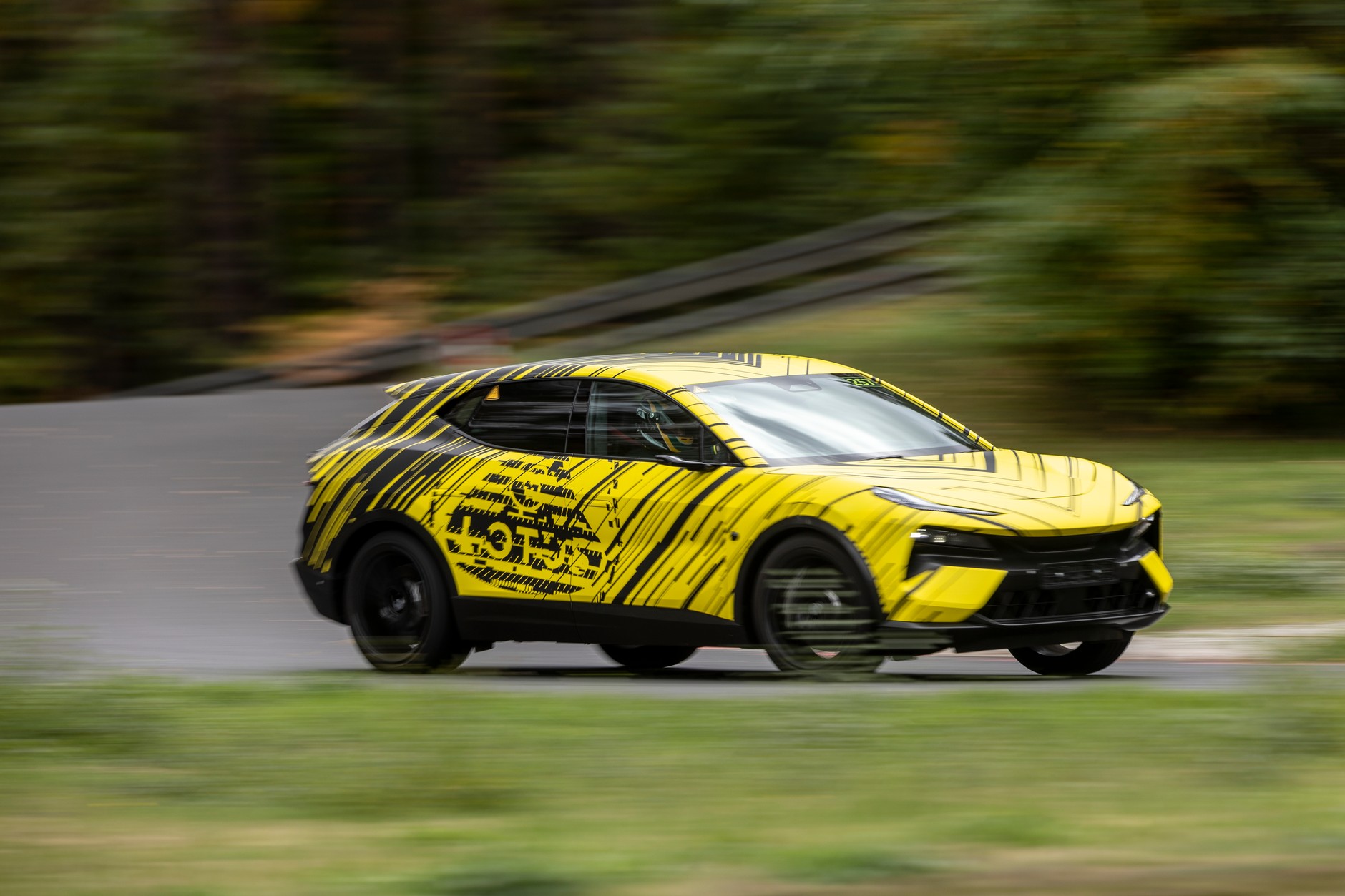 Nowy Lotus Eletre