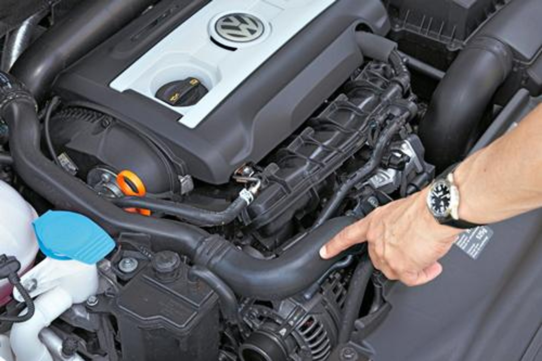 Volkswagen Scirocco 2.0 TSI - Solidna robota