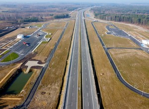 W 2023 r. przetargi na prawie 565 km nowych dróg. Znamy plany GDDKiA