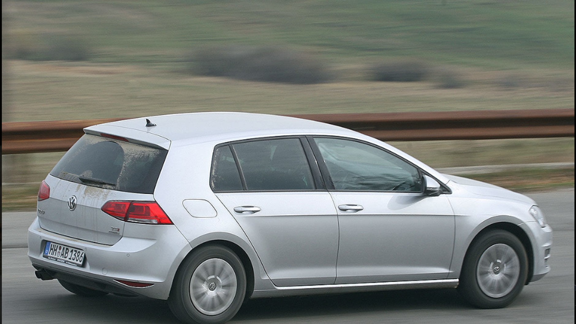 Volkswagen Golf 14 TSI Comfortline – miejsce 76