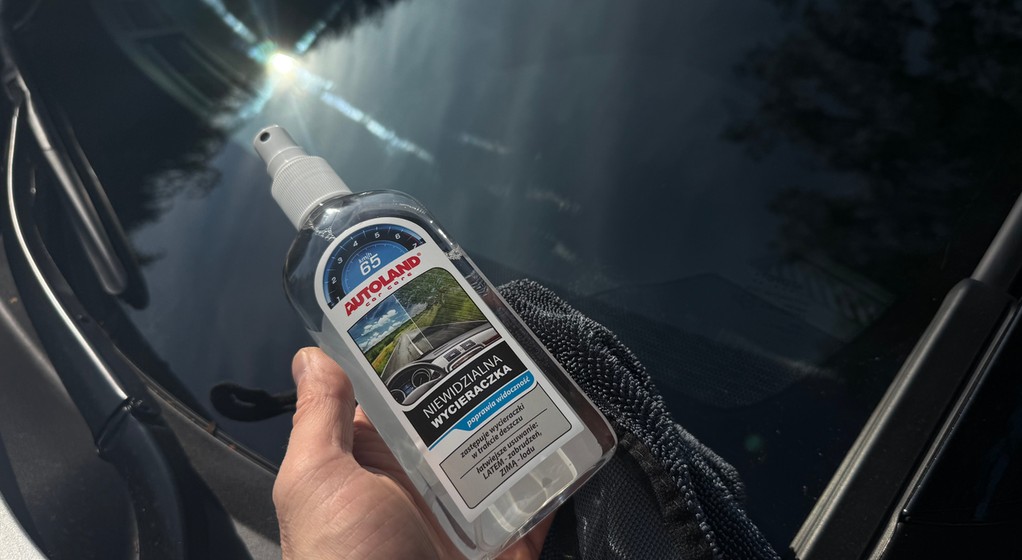 Niewidzialna wycieraczka ma poprawiać komfort jazdy w czasie deszczu