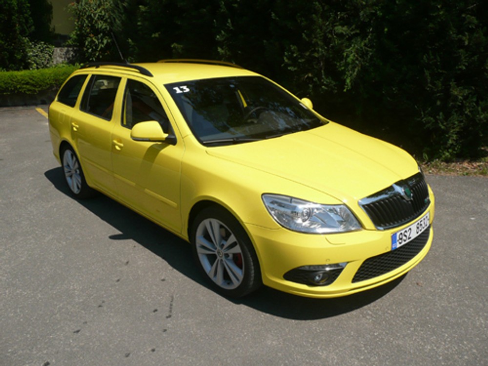 Skoda Octavia RS 2.0 TFSI - Lżejsza i odrobinę szybsza