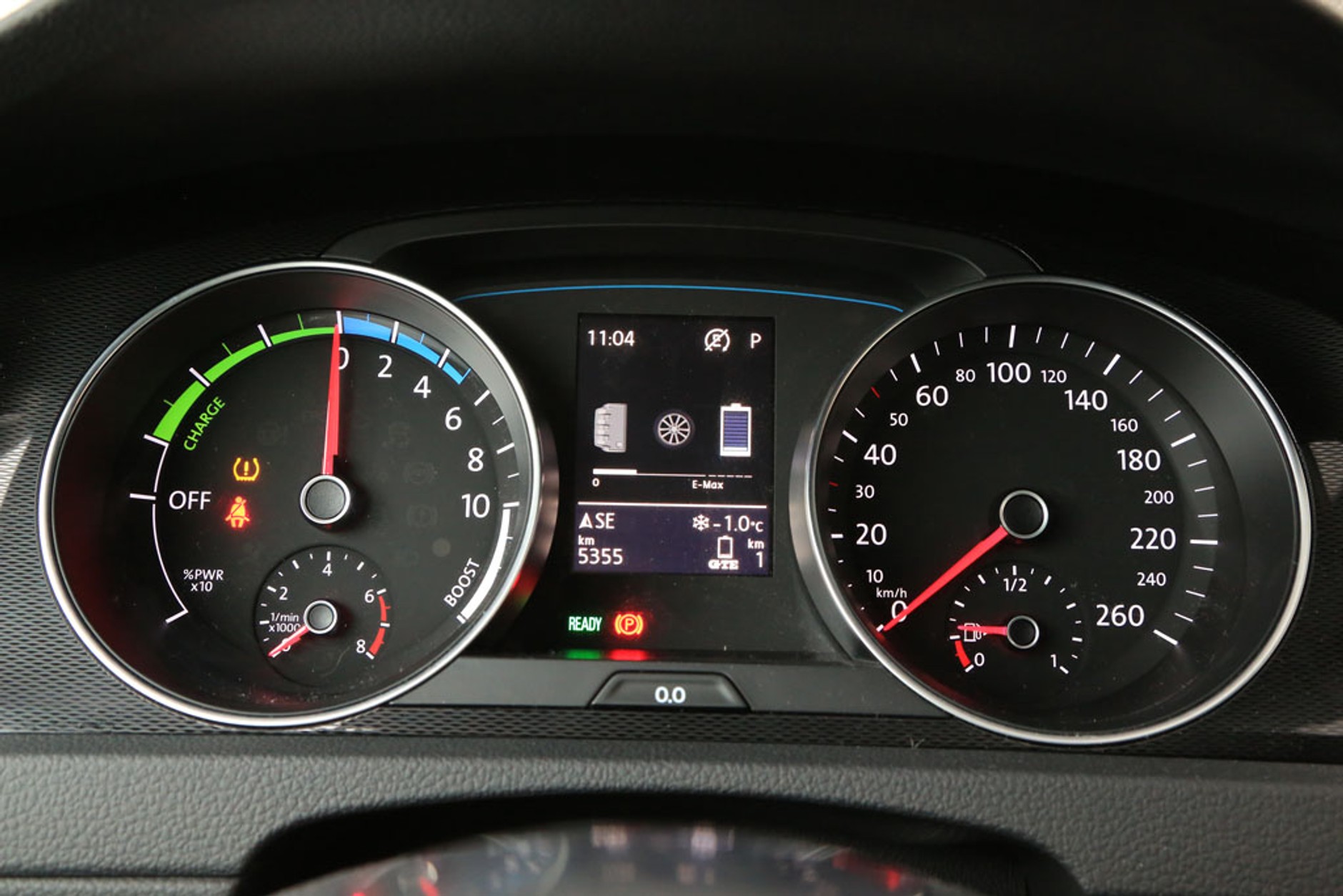 Vokswagen Golf GTE - hybryda na sportowo