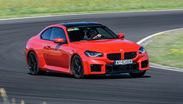 Pojechałem najnowszym BMW M2 na M Festival. To auto potrafi zaskoczyć