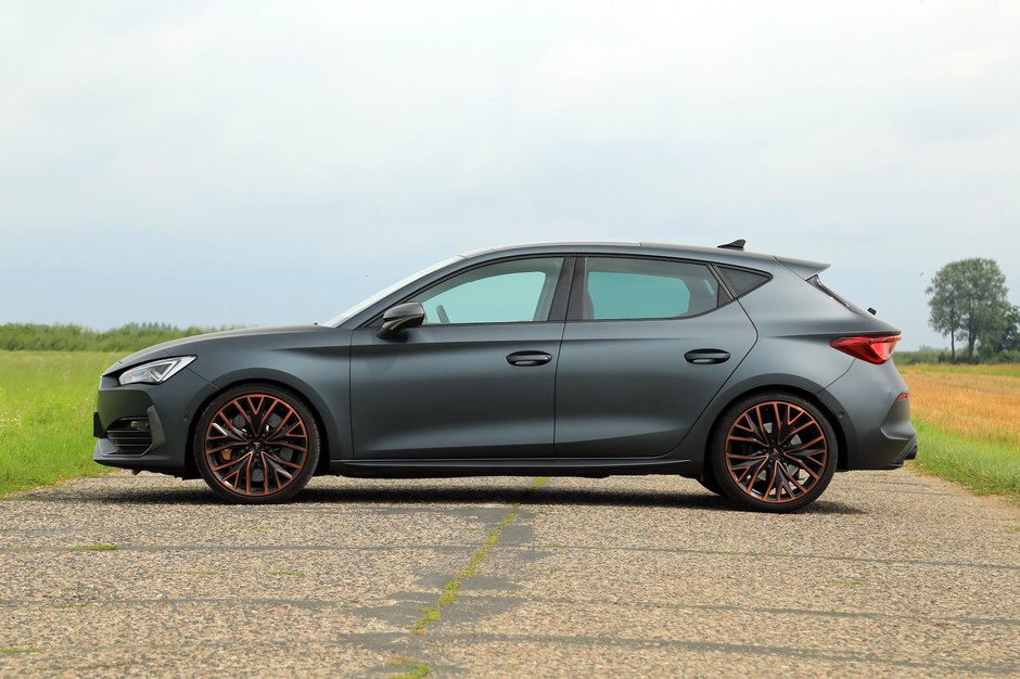 Cupra Leon 300 DSG (2021)