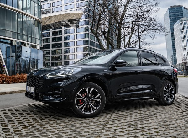 Ford Kuga 2.5 Hybrid AWD ST-Line X – nic dodać, nic ująć
