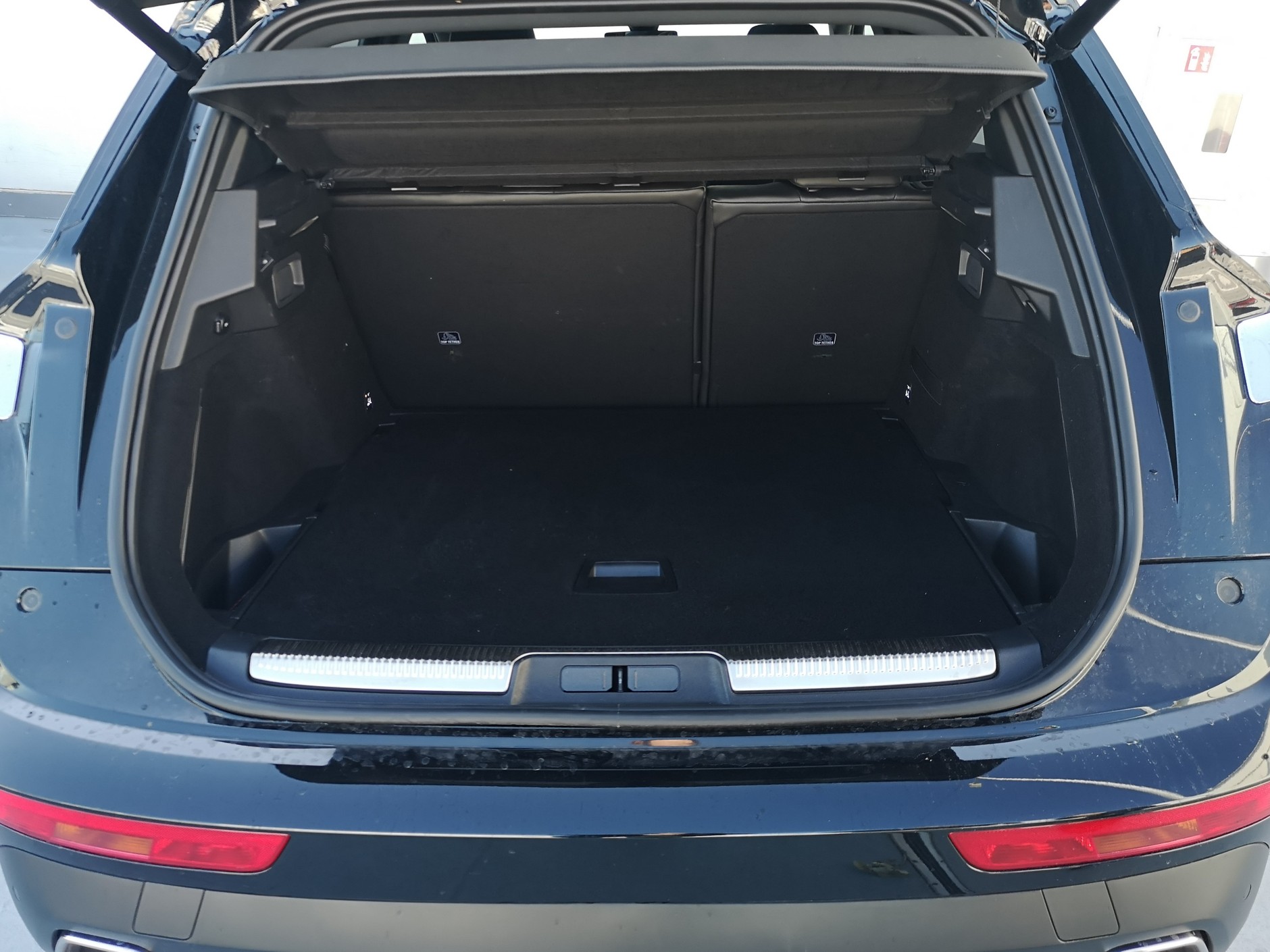 DS7 Crossback E-Tense 300 Rivoli