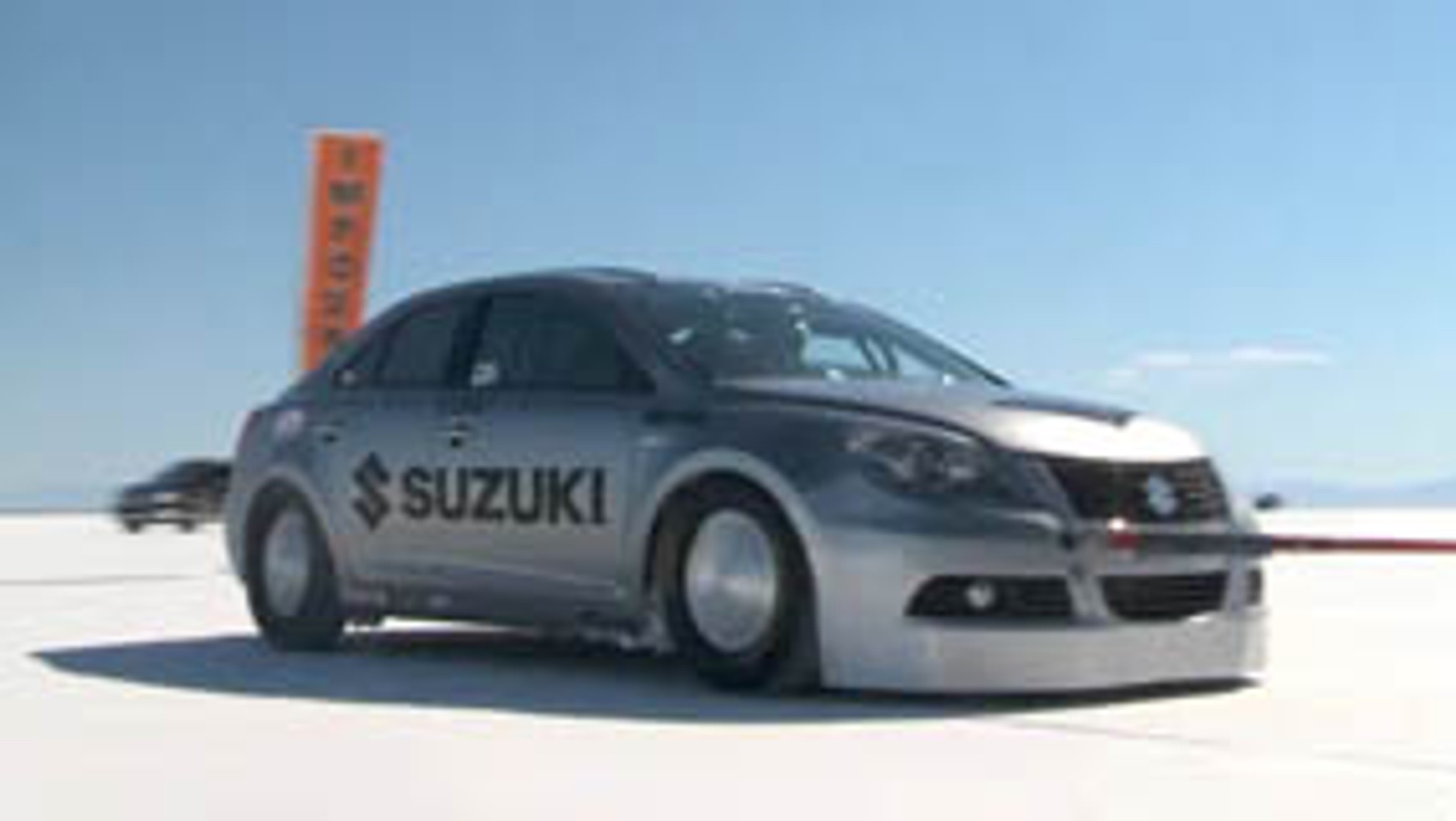 325 km/h po jeziorze!