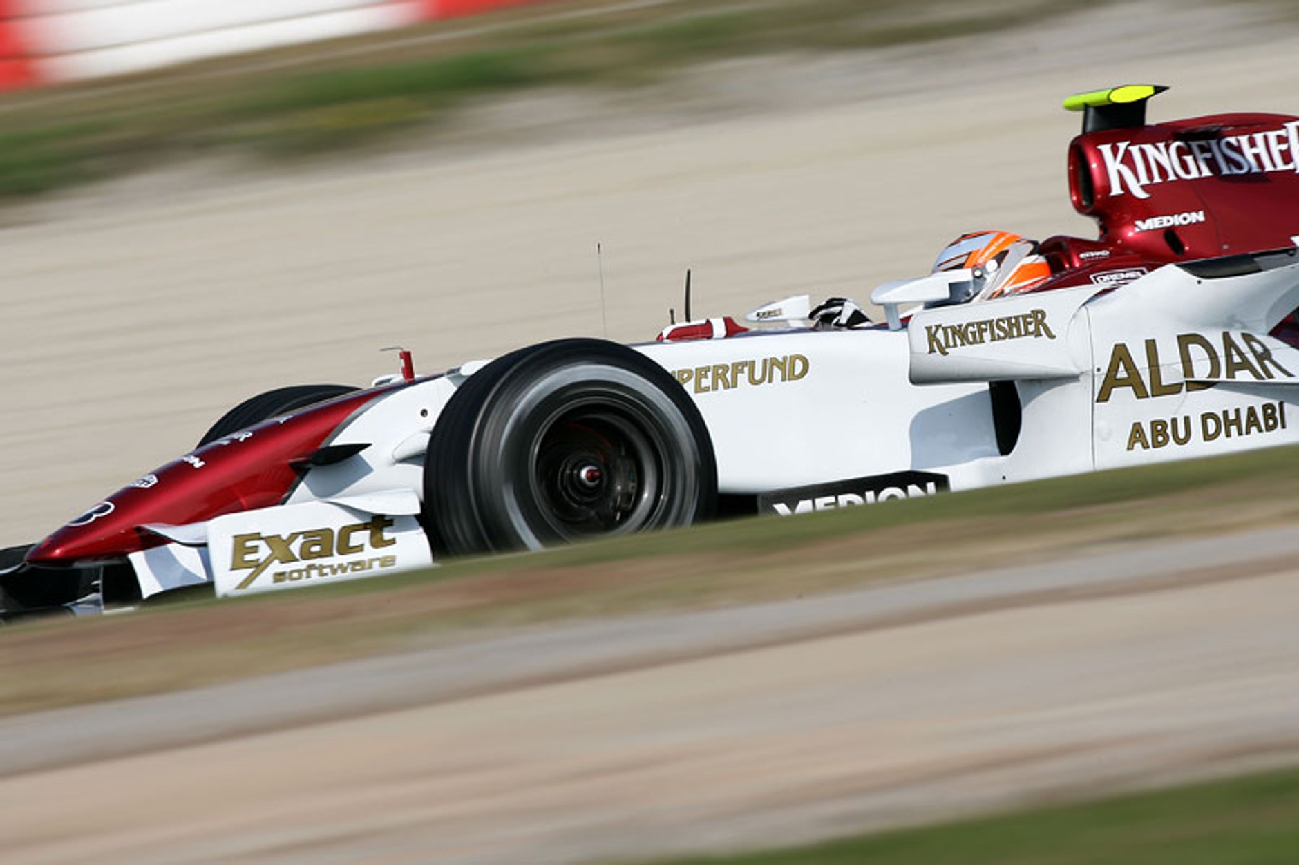 Formuła 1: Fernando Alonso pokazał klasę w Jerez (fotogaleria z testów)