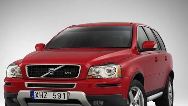 Volvo XC90 - Uwaga na wycieki oleju