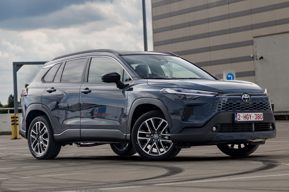 Jeździłem nową Toyotą Corollą Cross. Spalanie mnie zachwyciło, ale mam jedną dużą uwagę