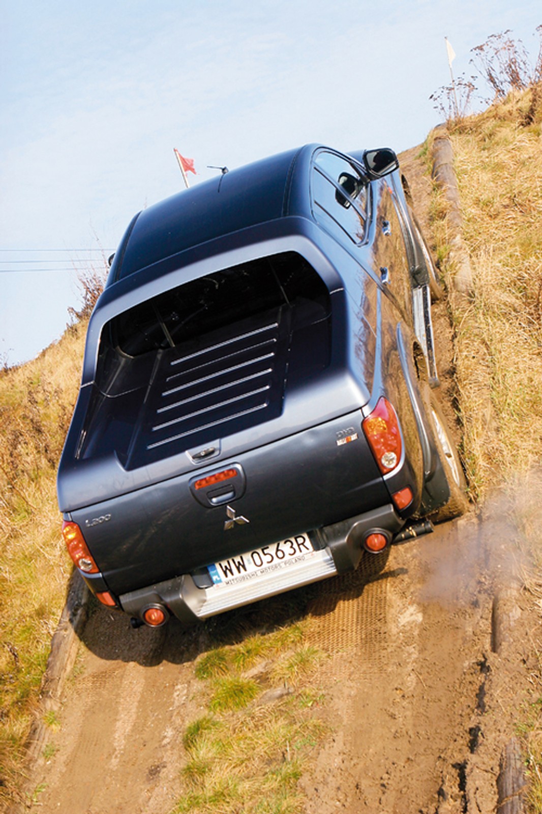 Mitsubishi L200 2.5 DiD Instyle - Wzór w klasie?