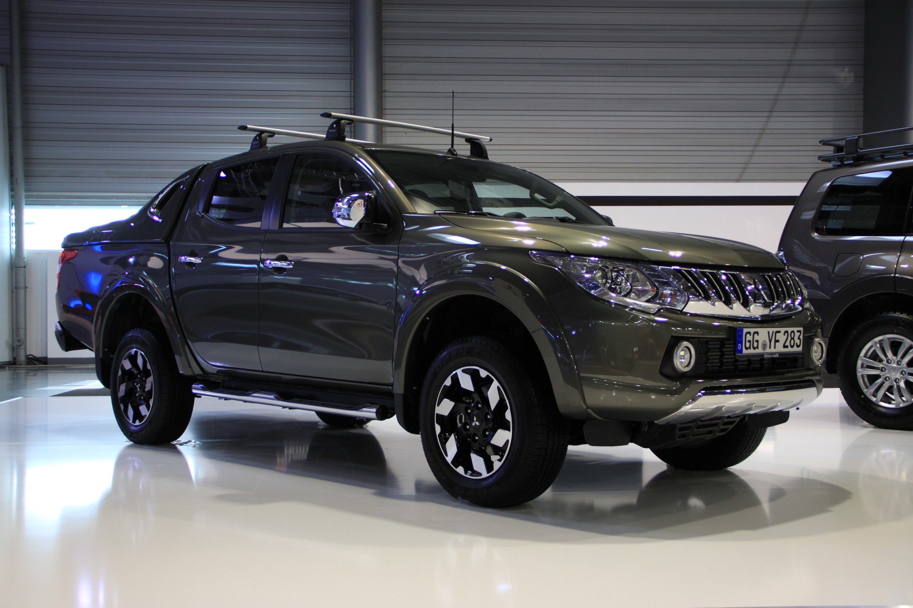 Mitsubishi L200 (Poznań 2015)