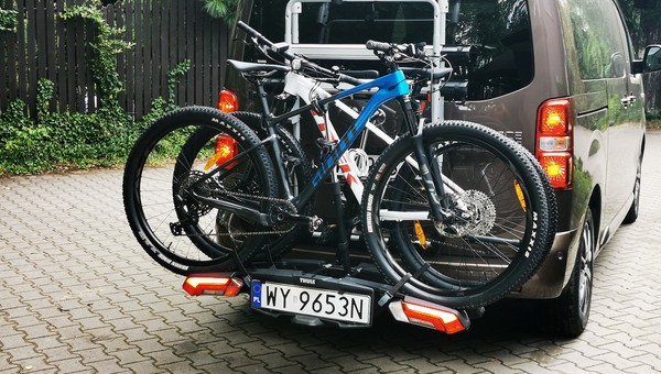 Nowy wyjątkowy bagażnik rowerowy na hak. Uniwersalny jak żaden inny, superwygodny i... z jedną wadą