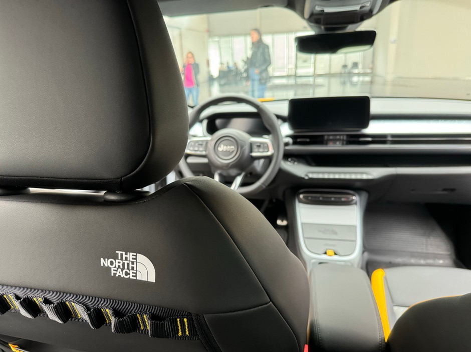 Jeep Avenger 4xe w wersji The North Face Edition