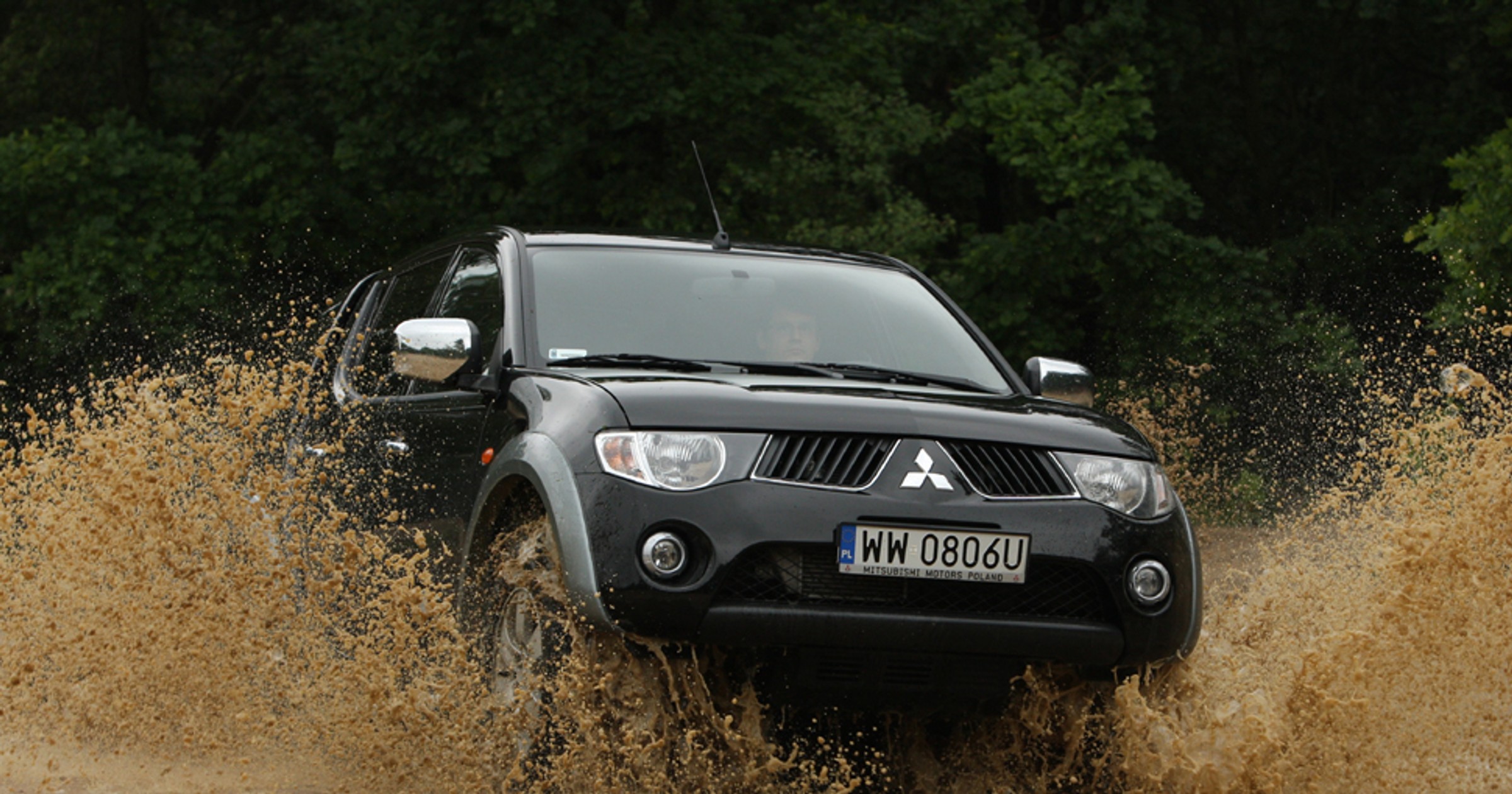 Mitsubishi L200 - Nie kuca na robocie