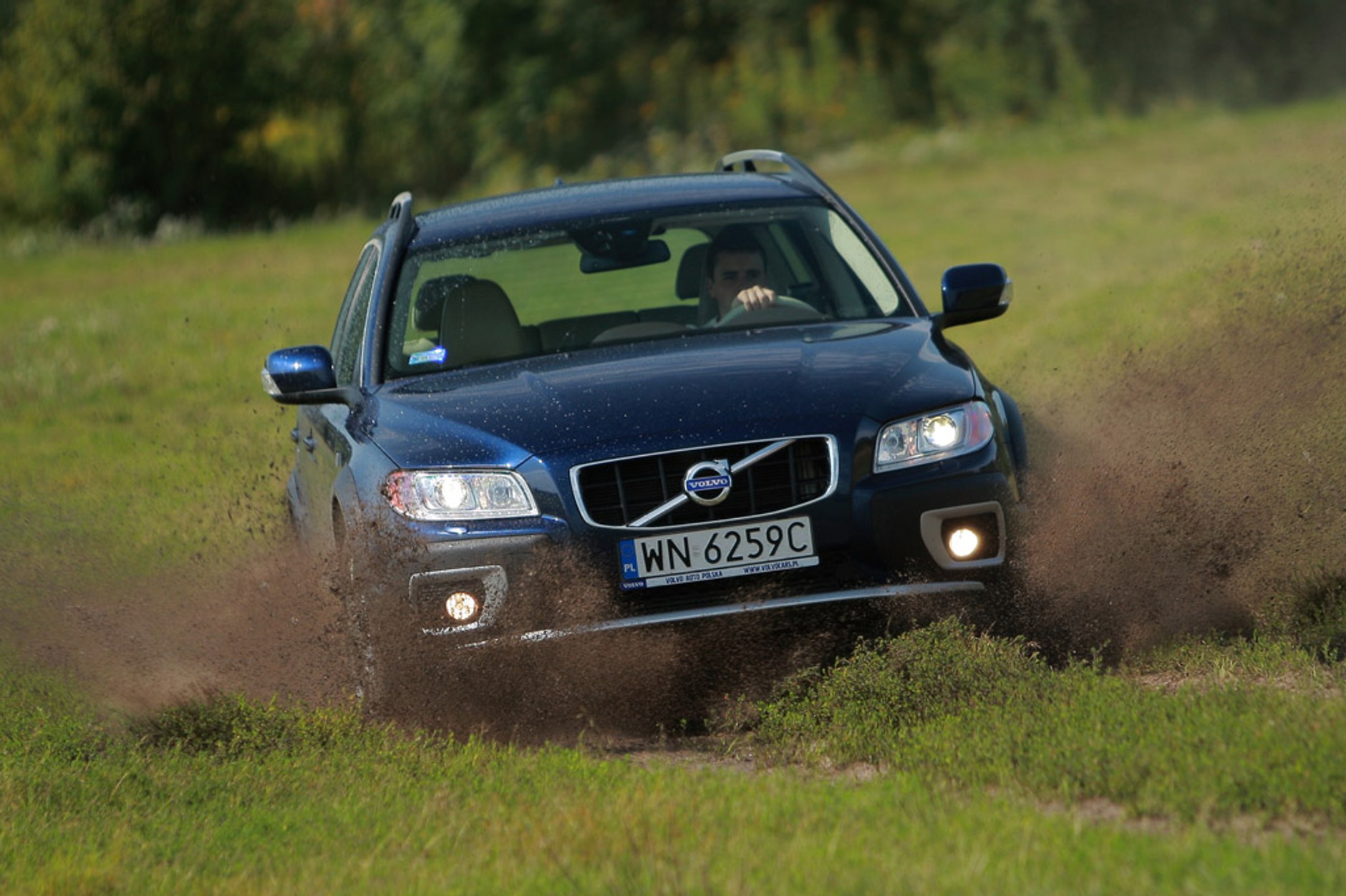 Test Volvo XC70 D3 Ocean Race: czy warto kupić przednionapędową wersję?