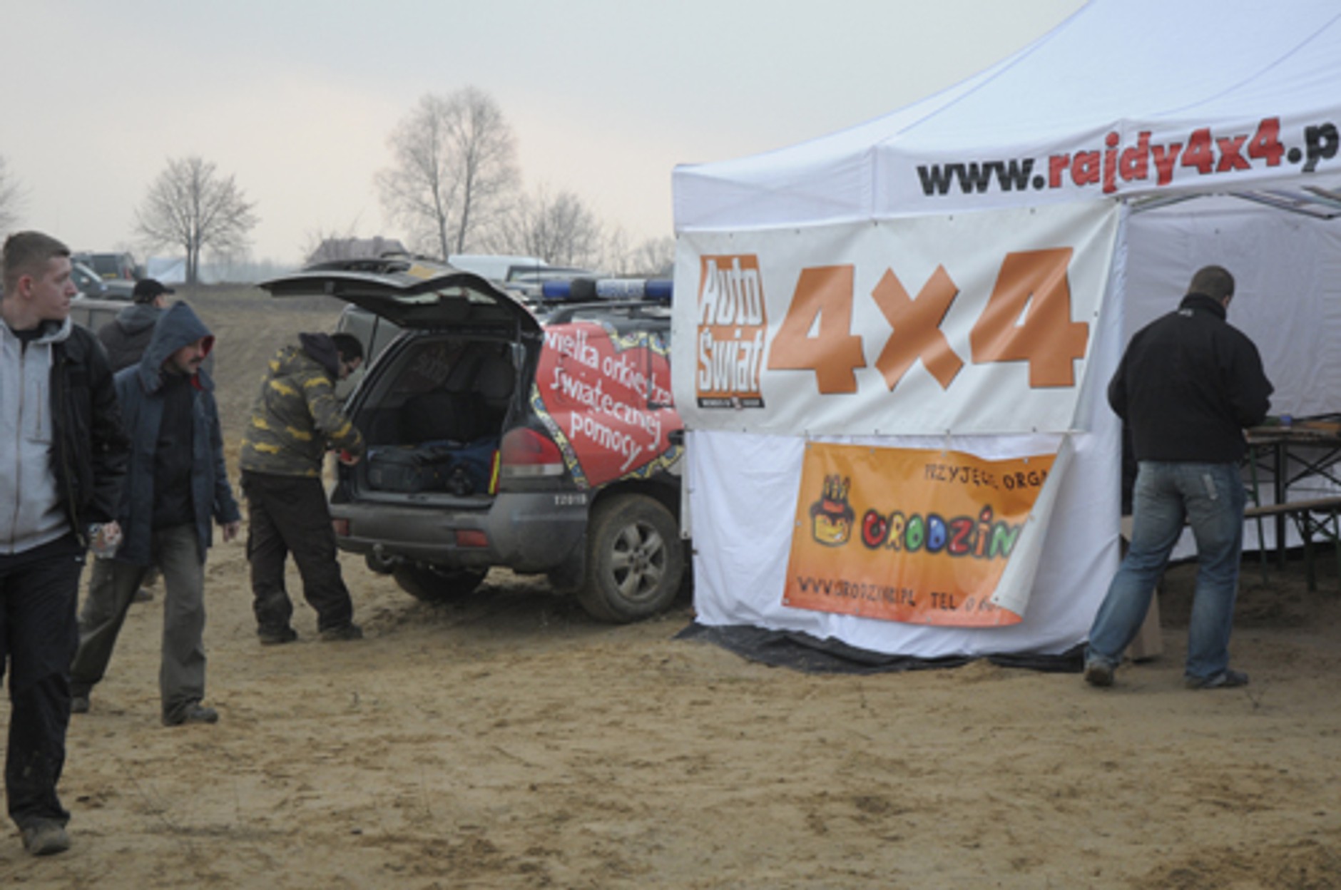 VI terenowa integracja dla choinki - Terenowcy - dzieciom