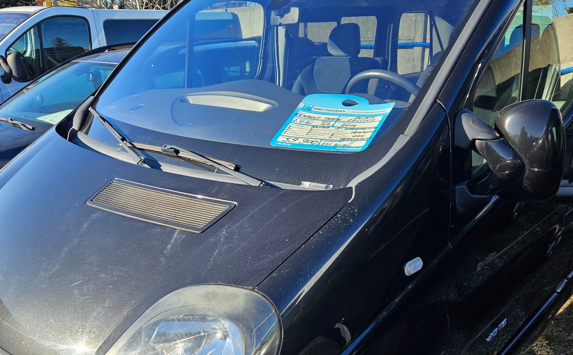 Tak, to to samo auto, co w pięknym ogłoszeniu. Na żywo wygląda jakoś inaczej, przynajmniej z zewnątrz.