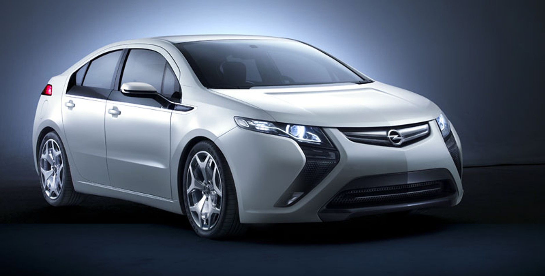 Genewa 2009: Opel Ampera – Volt w europejskim przebraniu