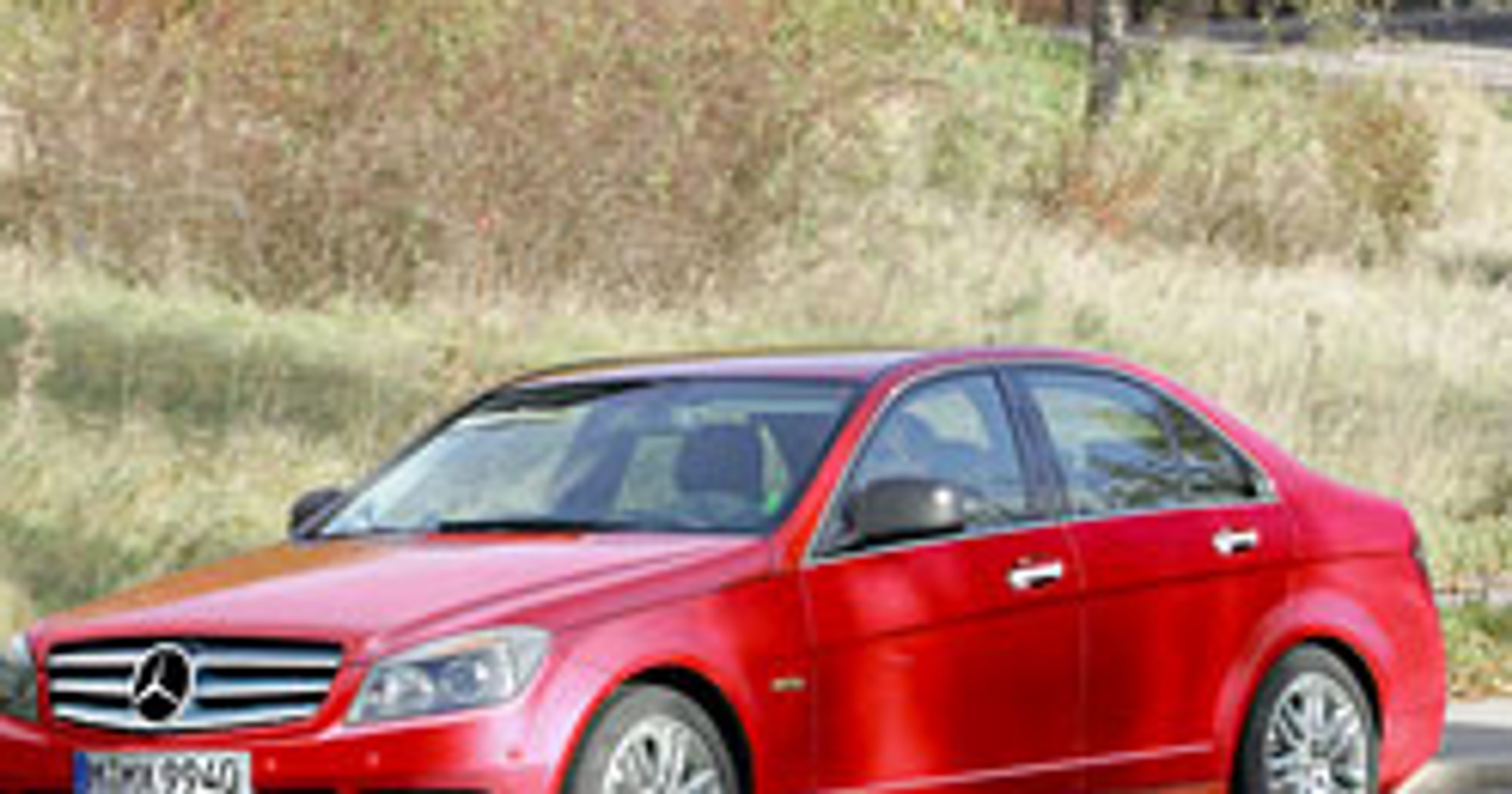 Zdjęcia szpiegowskie: Mercedes-Benz klasy C