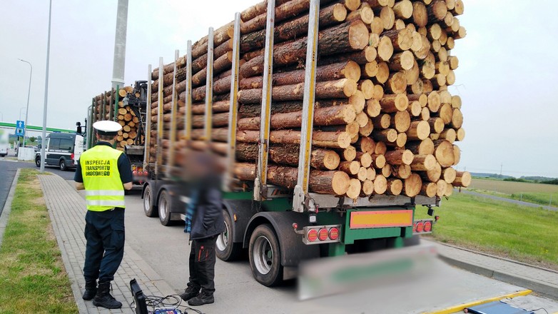 ITD Transport drewna