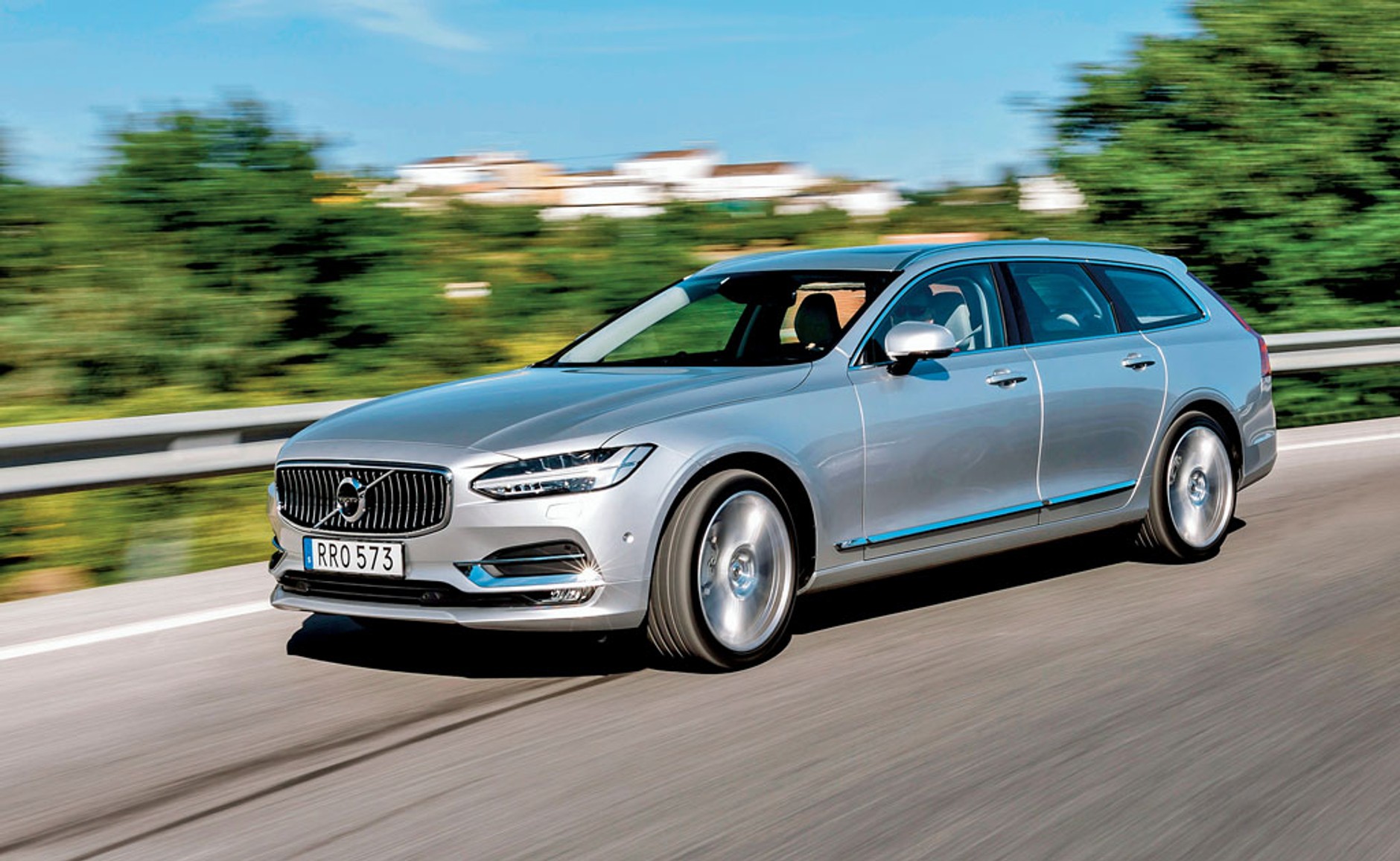 Volvo V90 D5 AWD - wielkie luksusowe kombi