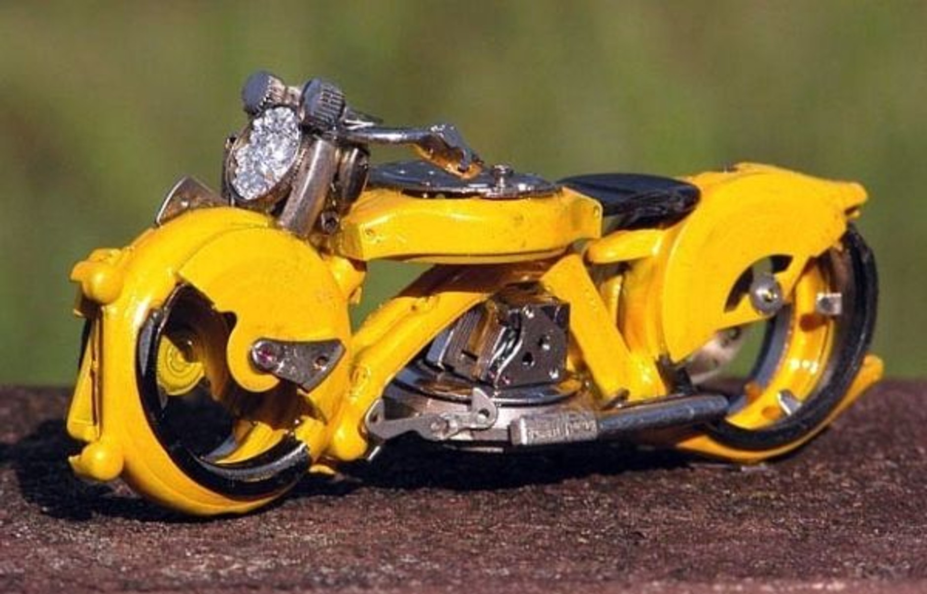 Drugie życie zepsutych zegarków