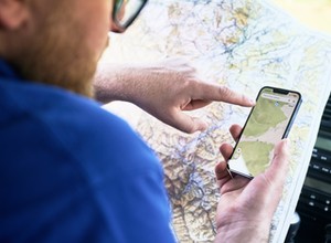 GPS zwariował! Kup do auta papierową mapę. To nie żart, tego lata może się przydać