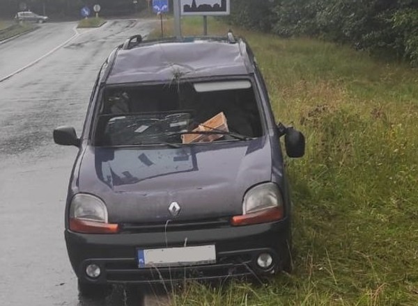 Spieszył się na wesele, więc zaproponował policjantom łapówkę, ale korupcja nie popłaca