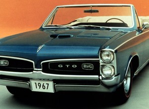 48 klasycznych Corvette i inne amerykańskie auta na wielkiej aukcji klasyków na Florydzie