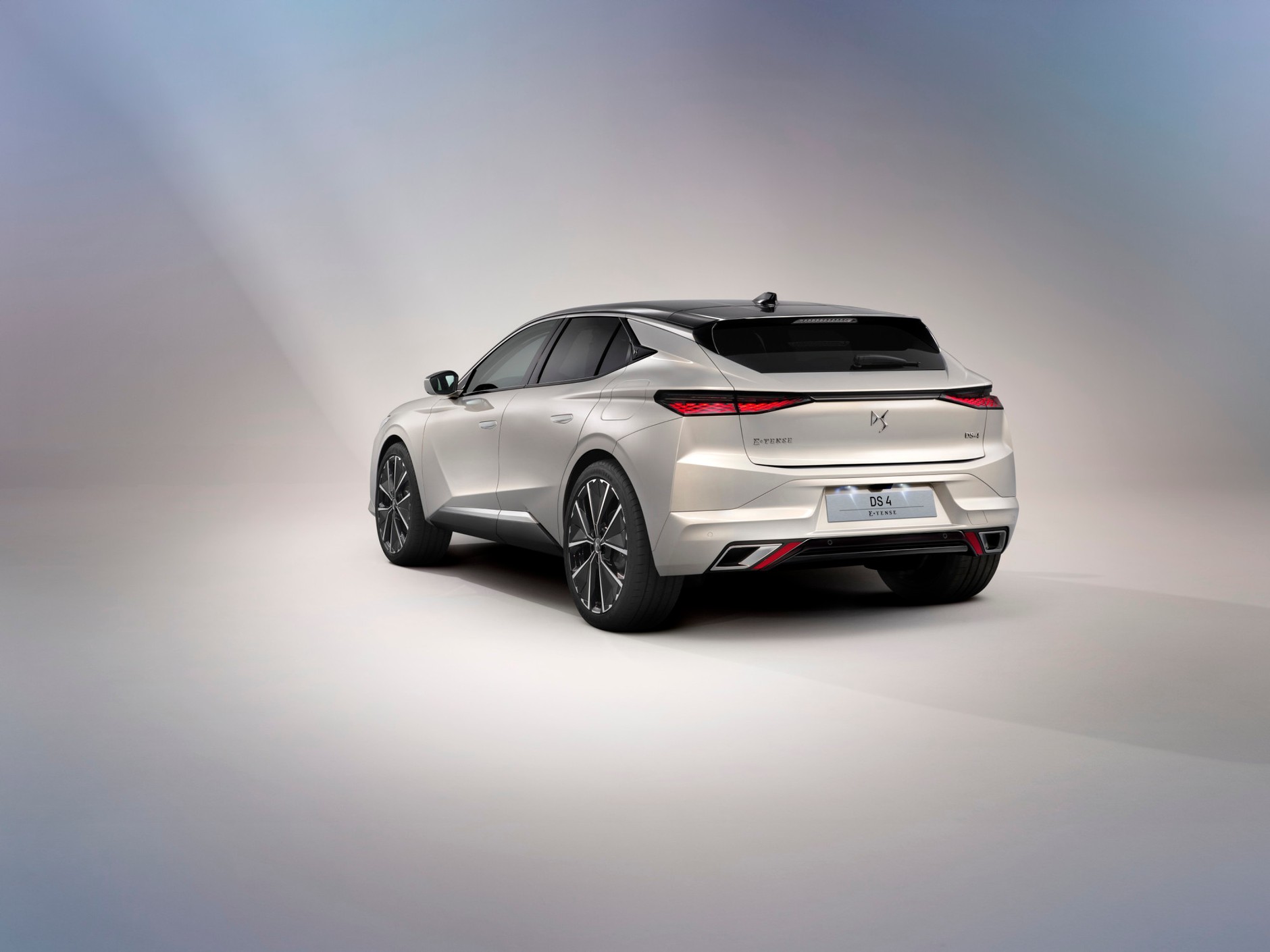 DS4 i DS4 Cross – awangardowe rodzeństwo