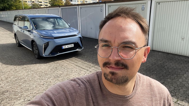 Maxus MIFA 9 - pierwsza jazda luksusowym chińskim e-vanem