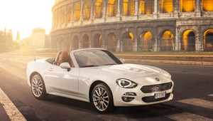 Genewa 2016: Fiat 124 Spider dla Europy