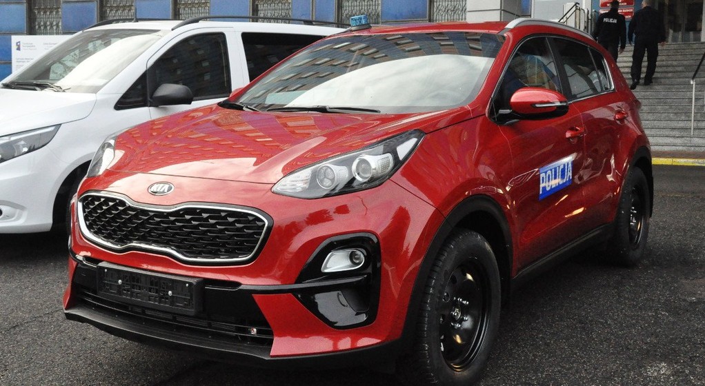 Nowe radiowozy śląskiej policji