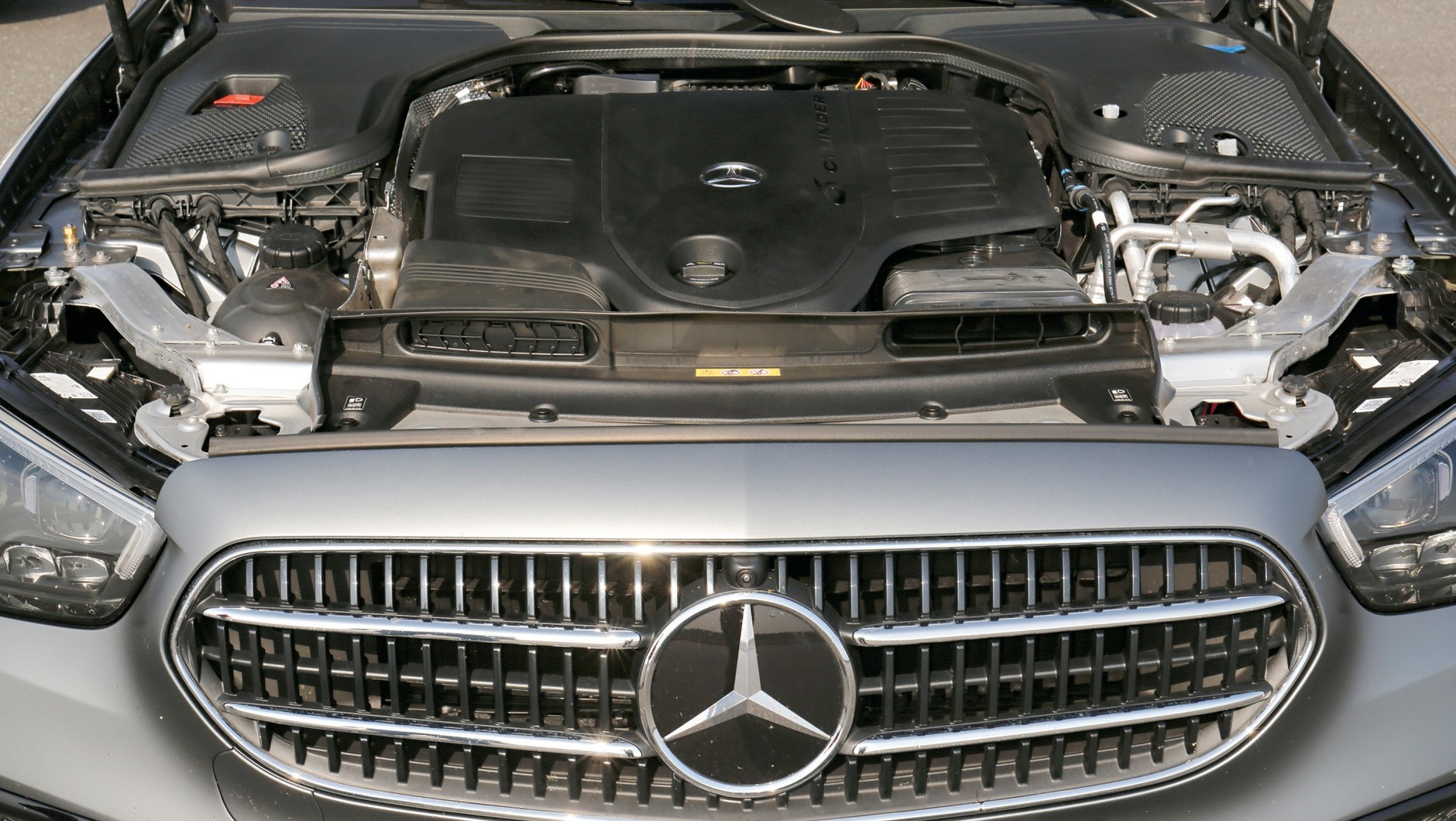 Mercedes E 450 4Matic - silnik