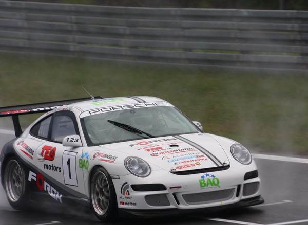 Wyścigi: w Porsche GT3 Cup powalczy o mistrzostwo Polski