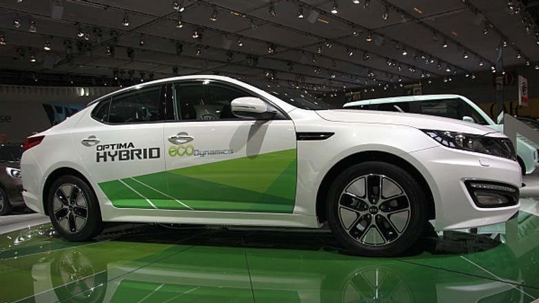 Kia Optima Hybrid (Paryż 2012)