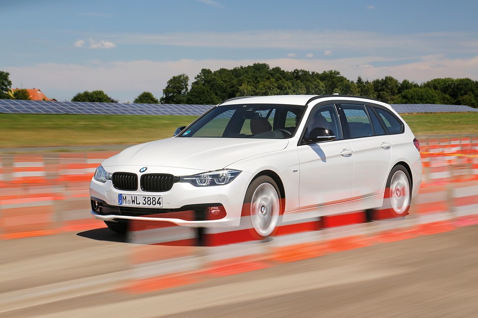 BMW 320d Touring
2.0 Steptronic
0-100 km/h: 7,7 s
190 KM, 400 Nm
5,9 l/100 km