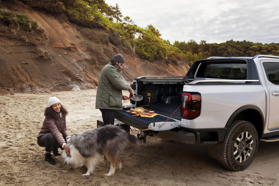 Ford Ranger PHEV 2024