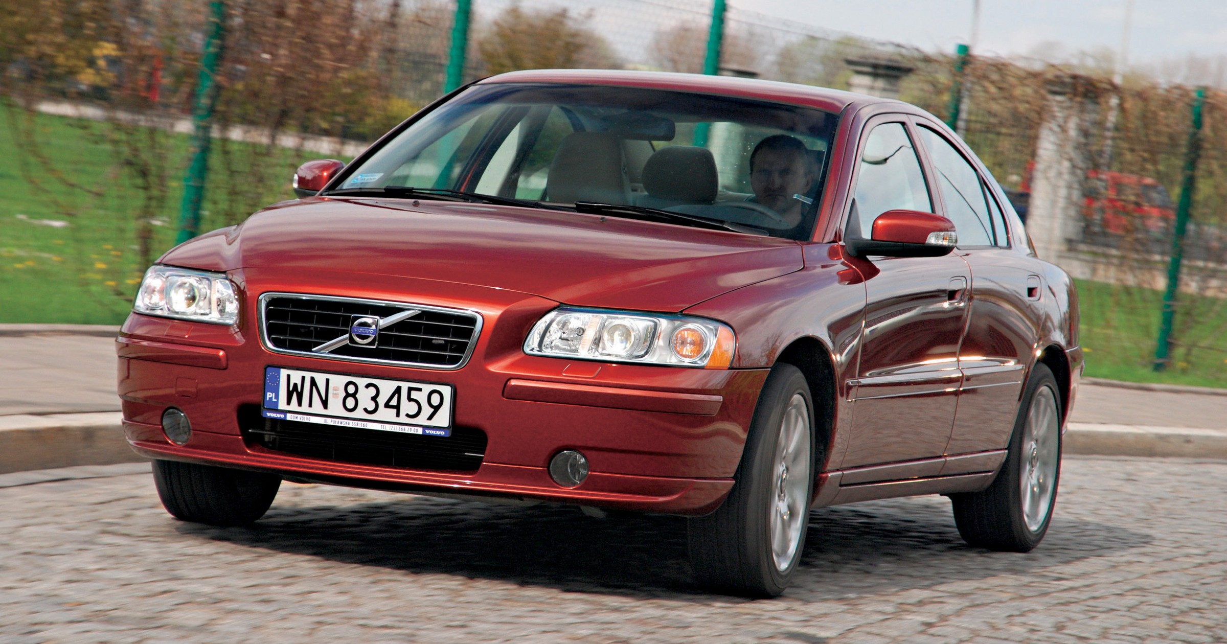 VOLVO S60 I (2000-09)