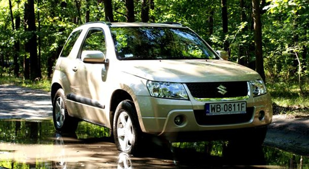 Suzuki Grand Vitara 2.4 VVT - SUV, co się terenu nie boi!