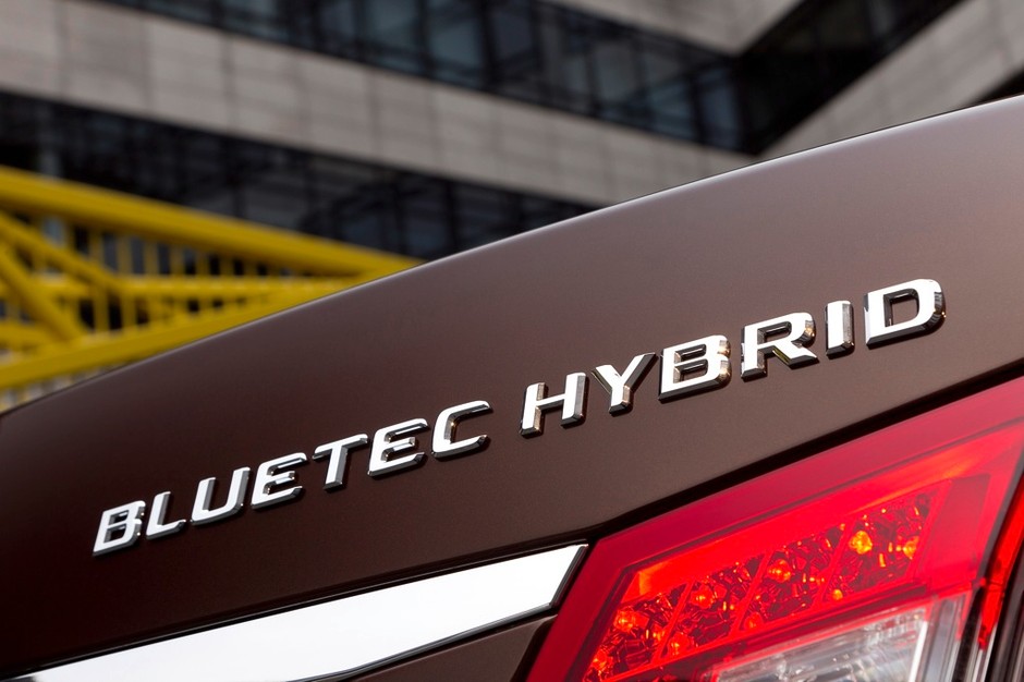 Mercedes Klasy E z napędem hybrydowym
