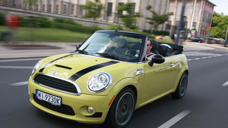 Mini Cooper S Cabrio: Zadziorny i bez dachu