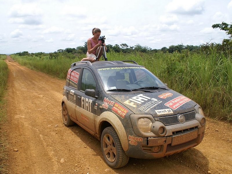 Wyprawa Fiatem Panda Cross 4x4 dookoła Afryki na półmetku