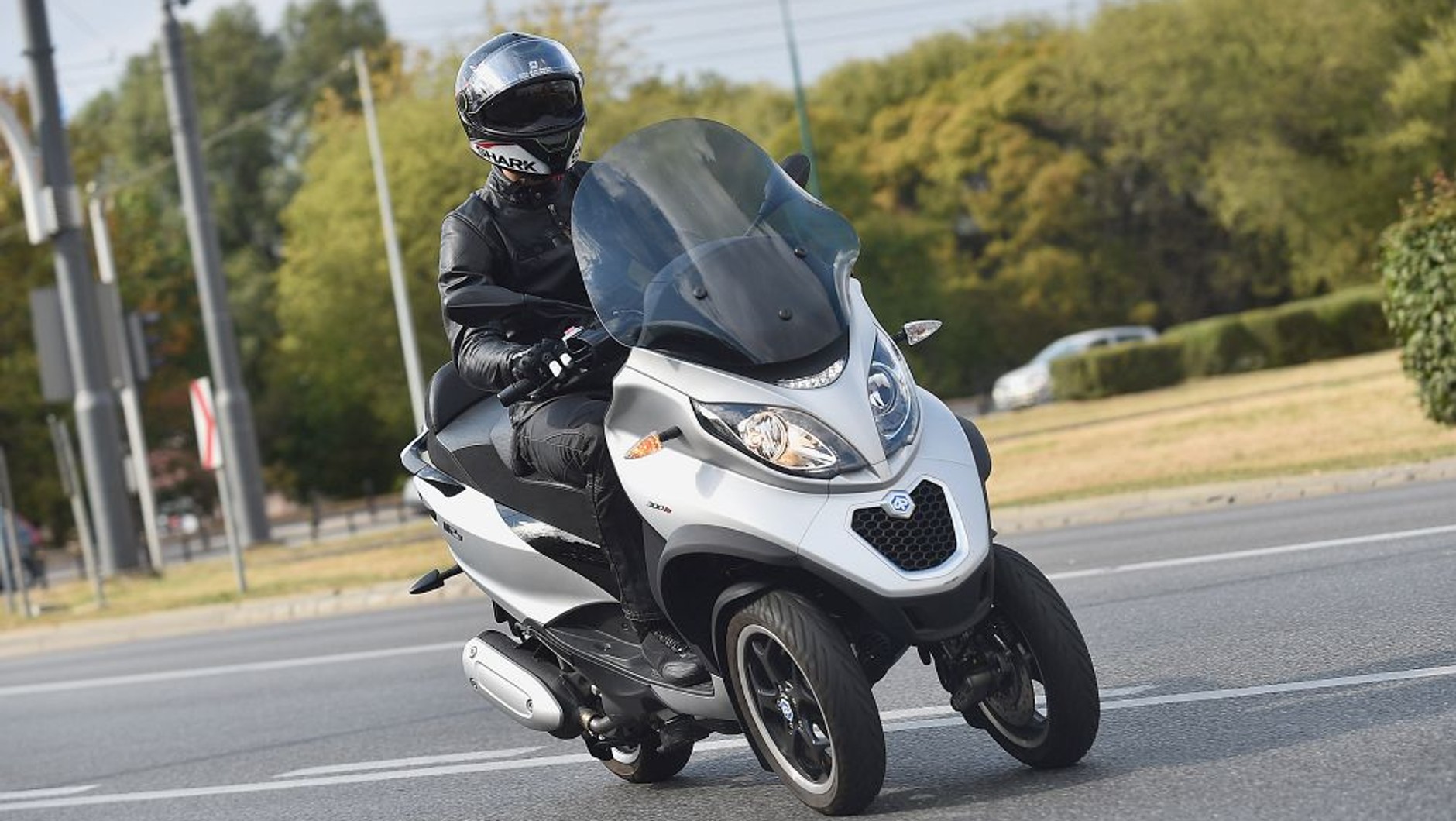 Skuter Piaggio MP3 Sport