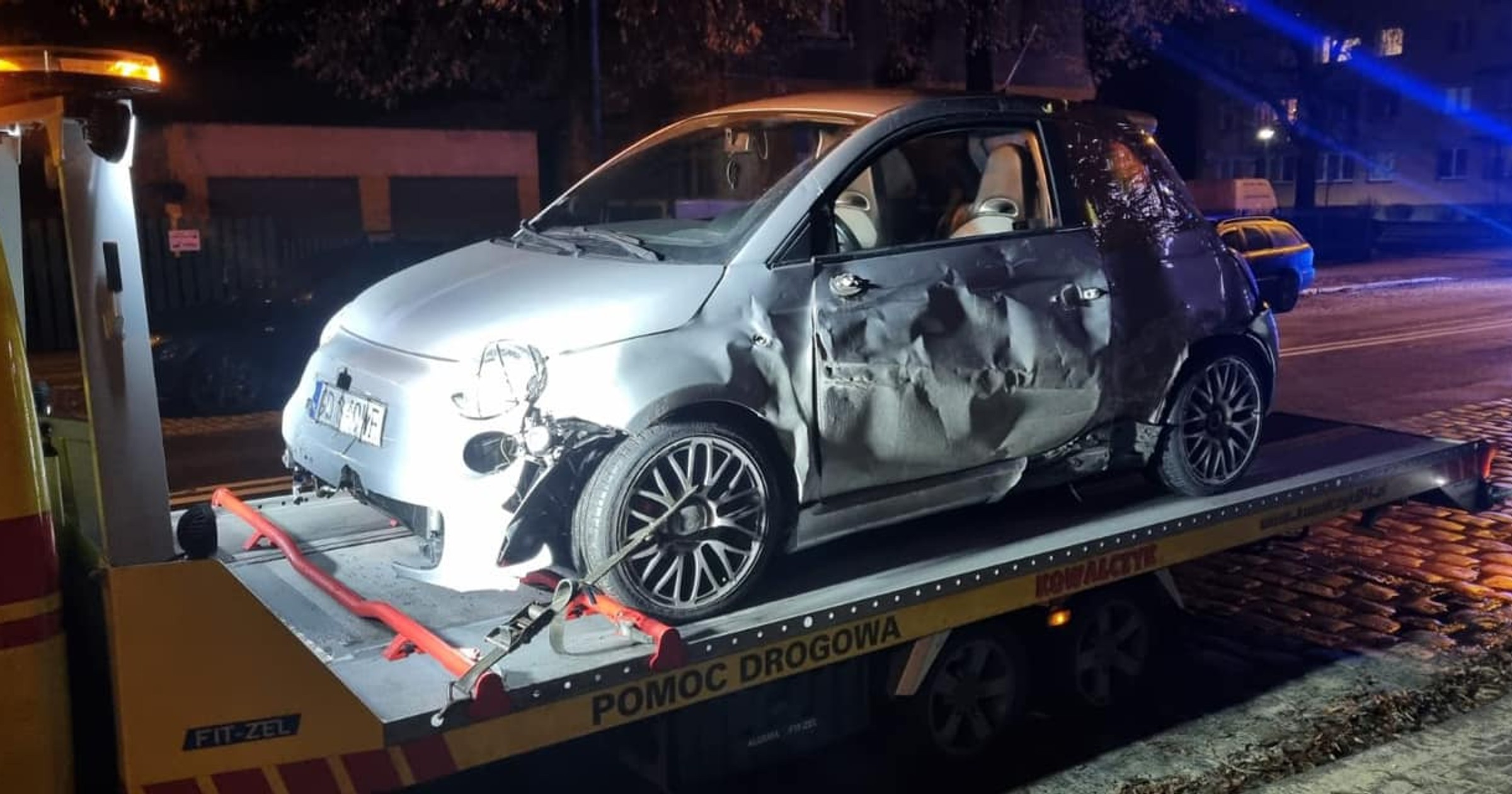 29-latek chałupniczymi metodami "naprawił" rozbitego Fiata 500