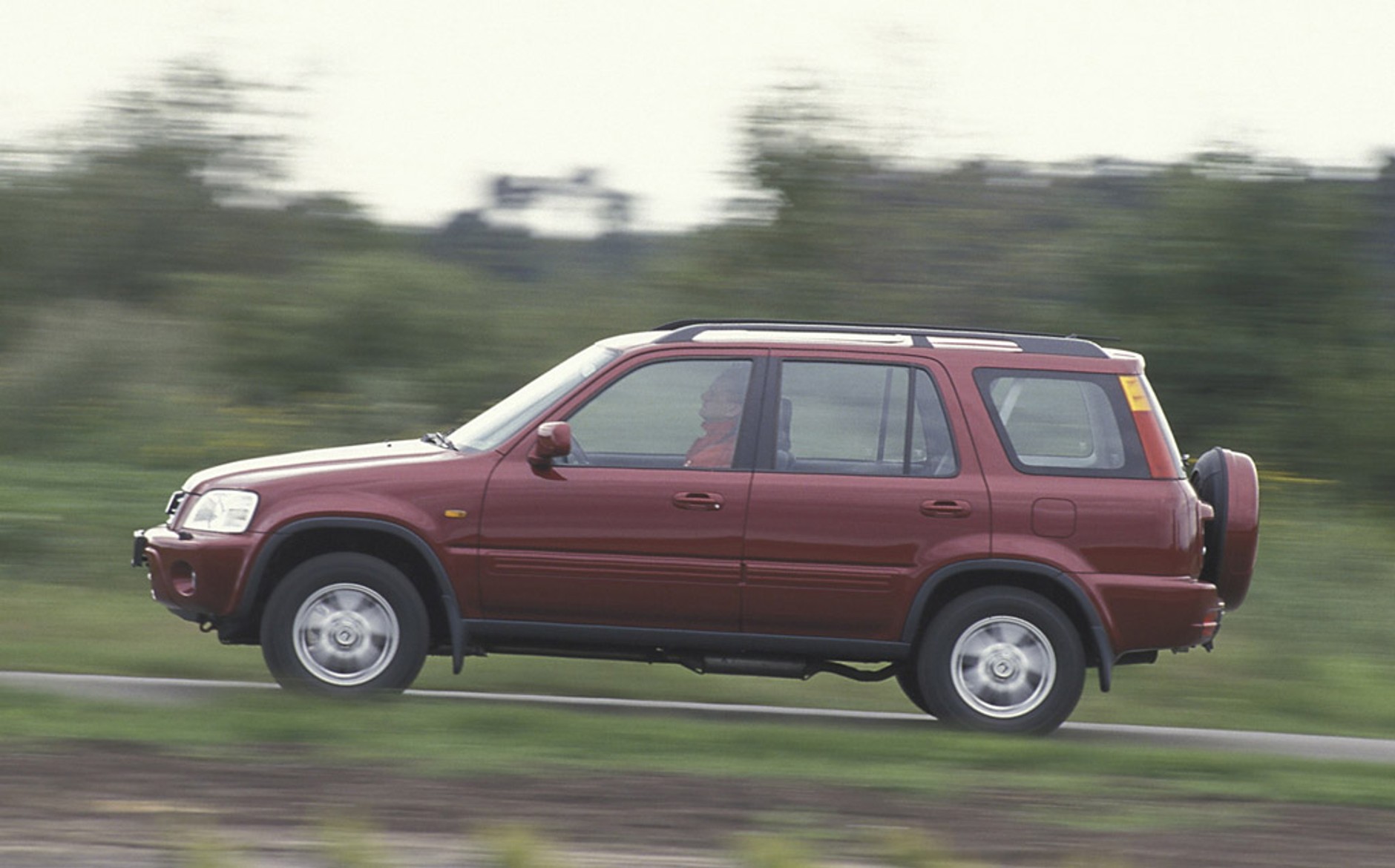 Czy 4x4 pozwala na więcej? Szukamy najlepszego używanego SUV-a