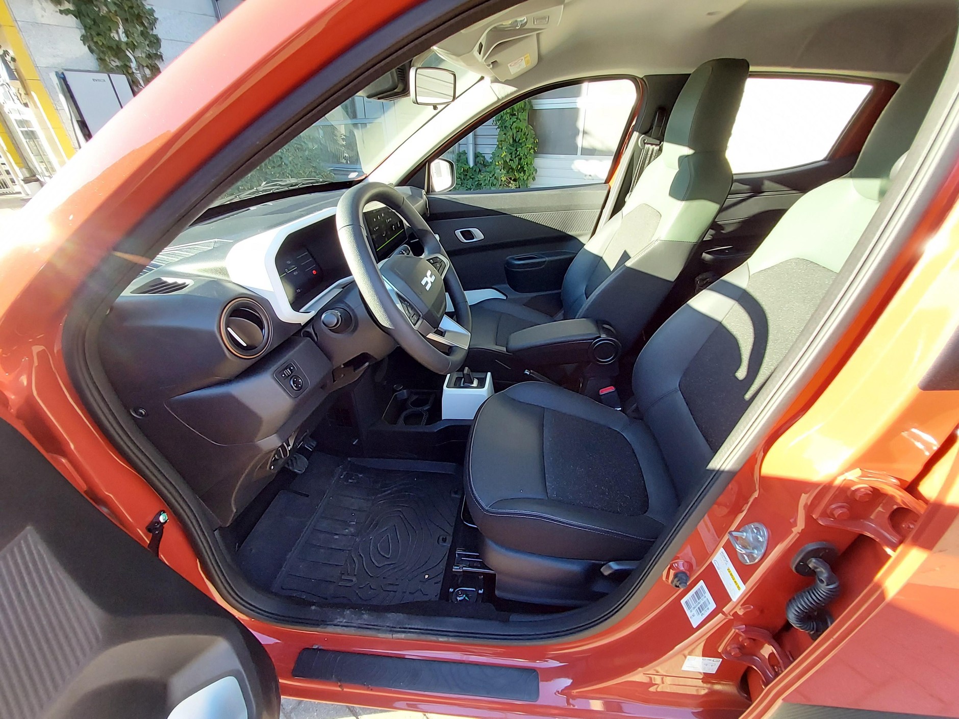 Nowa Dacia Spring 2024