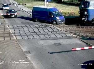 PKP ma wiele zabezpieczeń, ale żadne nie chroni przed głupotą [WIDEO]